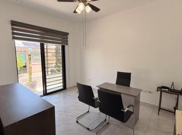 Local comercial · 13m² · 1 Recámara · Consultorio en Renta Zona Centro de Torreón, Coah
