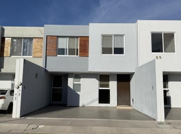 Casa · 172m² · 3 Recámaras · 2 Estacionamientos · Renta Casa en Villateri Al Norte de La Ciudad Zona Alcazar Ci