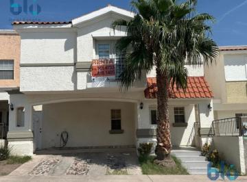 Casa · 3 Recámaras · Casa en Renta en Senda Real