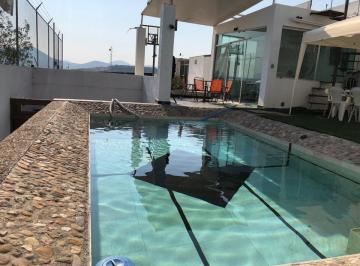 Casa de 2 habitaciones, Querétaro · Venta de Casa con Alberca en Juriquilla