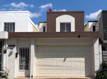 Casa · 116m² · 2 Recámaras · 2 Estacionamientos · Mmc Casa en Renta en Valle de Las Palmas en Apodaca en Nuevo Leon
