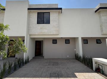 Casa · 157m² · 3 Recámaras · 2 Estacionamientos · Casa en Renta en Almena Residencial Al Norte de La Ciudad Lu