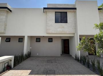 Casa · 157m² · 3 Recámaras · 2 Estacionamientos · Casa en Renta en Almena Residencial Al Norte de La Ciudad Lu