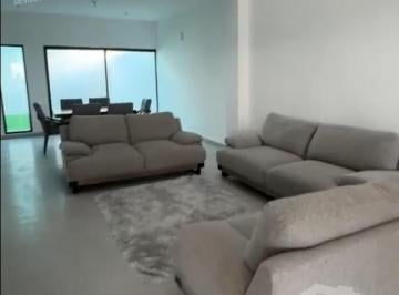 Casa · 277m² · 3 Recámaras · 2 Estacionamientos · Casa en Fraccionamiento Las Huertas