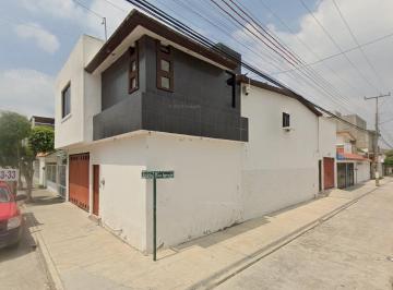 Casa de 3 habitaciones, Irapuato · Hermosa Casa de Recuperación Bancaria en Irapuato, Guanajuato.