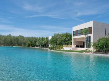 Casa de 4 habitaciones, Mérida · Casa Frente a Lago con Vista Espectacular