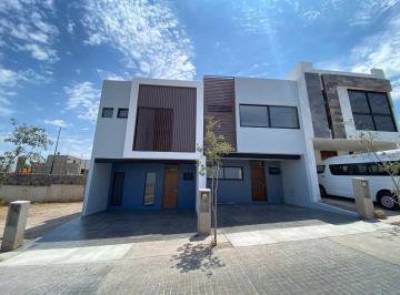 Casa en condominio de 3 habitaciones, San Pedro Tlaquepaque · Casa en Venta Altosur
