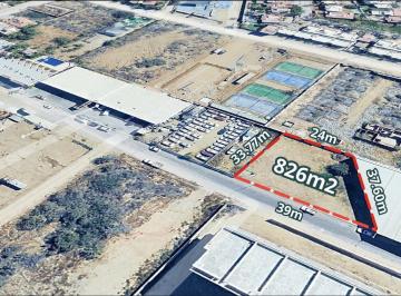 Terreno / Lote · 826m² · Terreno Comercial en Renta