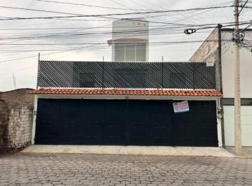 Foto 1 · Departamento en Renta en Coaxustenco, Metepec, México