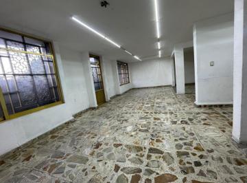 Edificio · 480m² · 3 Estacionamientos · Edificio en Venta en Providencia con Excelente Conectividad, Gustavo A. Madero, Cdmx