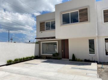 Casa · 169m² · 3 Recámaras · 2 Estacionamientos · Casa a La Venta Azor en San Salvador Tizatlali Metepec Zg 26 - 629
