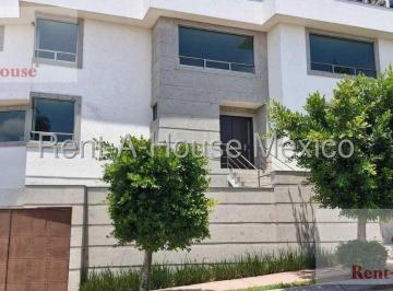Casa · 640m² · 4 Recámaras · 4 Estacionamientos · Casa en Venta en Lomas Verdes, Naucalpan de Juárez 26 - 263 Mm