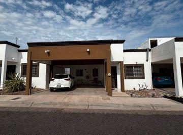 Casa de 3 habitaciones, Guaymas · Casa en Venta en San Carlos, Guayamas Sonora