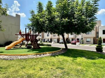 Casa en condominio · 100m² · 3 Recámaras · 2 Estacionamientos · Renta Casa Privada Rincones del Marques Cerca Zona Industrial