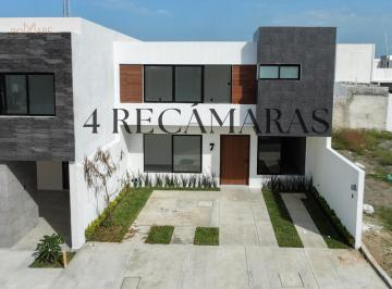 Casa · 176m² · 3 Recámaras · 2 Estacionamientos · Casa 3 Habitaciones + Estudio | Fracc. Lomas del Dorado