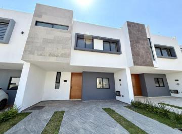 Casa en condominio de 3 habitaciones, Zapopan · Casa en Venta Valle Imperial Coto Cerezo