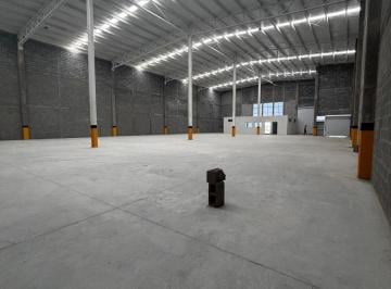 Nave industrial , Apodaca · Renta Bodega Frente a Aereopuerto Mariano Escobedo, 1200 m², Oficinas 90 m², $120/m², Nueva