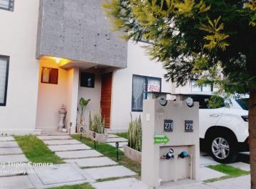 Casa de 3 habitaciones, Querétaro · Bonita Casa en Renta Equipada Vigilancia Casa Club Alberca Queretaro a 12 Min Juriquilla