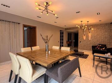 Departamento · 400m² · 3 Recámaras · 2 Estacionamientos · Departamento con Gran Terraza en Residencial Aquario