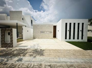 Casa · 270m² · 3 Recámaras · 2 Estacionamientos · Casa en Pueblo Temozon