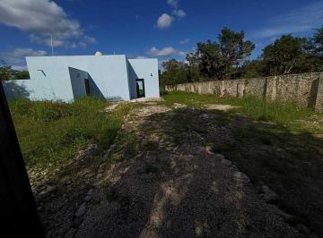 Casa · 320m² · 4 Recámaras · 2 Estacionamientos · Casa en Venta en Pueblo Komchen, Mérida Yucatán.