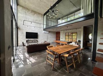 Casa · 196m² · 1 Recámara · Casa en Pueblo Komchen