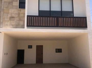 Casa · 185m² · 3 Recámaras · Casa en Pueblo Komchen