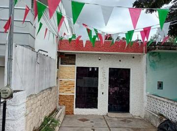Casa · 240m² · 1 Estacionamiento · Casa Para Oficina en Renta en Av Itzaes, Col Garcia Ginerés, Mérida Yucatán