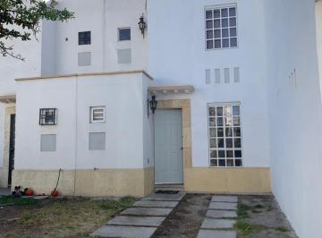 Casa · 3 Recámaras · Casa en Renta en El Dorado Cerca de Puerto Interior Salida a Silao
