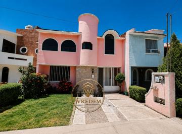 Casa de 3 habitaciones, Pachuca · Se Renta Casa Fraccionamiento Arboledas de San Javier, Doble Caseta de Seguridad
