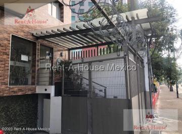 Edificio · 1104m² · 15 Recámaras · 18 Estacionamientos · Edificio Comercial en Renta en Olimpica, Coyoacan Mg 26 - 1962