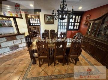 Casa · 275m² · 4 Recámaras · 3 Estacionamientos · Casa en Venta en Tlalnepantla de Baz, Cumbres del Valle Rt 27 - 162.