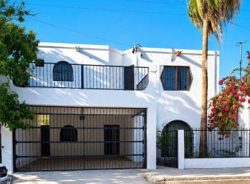 Casa de 3 habitaciones, Hermosillo · Casa en Venta en Colonia Luis Encinas