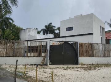 Terreno / Lote · 518m² · 1 Recámara · Terreno en Renta Uso Comercial en Huayacan