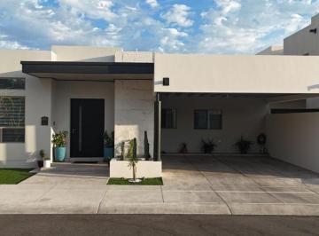 Casa de 3 habitaciones, Hermosillo · Casa en Venta en La Mirada Residencial