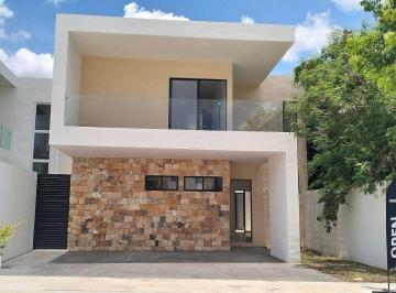 925e0ba7b030151db5fa57cd14efa3cfb76e0aa25e52d553f912c00dca703521 · Casa en Venta Al Norte de Merida en Privada