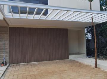 Casa · 190m² · 3 Recámaras · 1 Estacionamiento · Casa en Venta en Arbolada