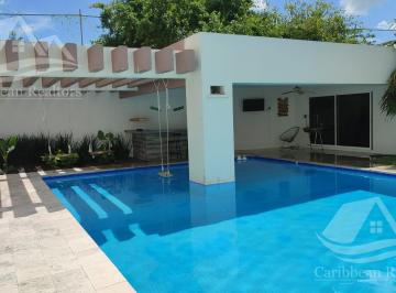 Casa · 901m² · 6 Recámaras · Casa en Venta en Cumbres