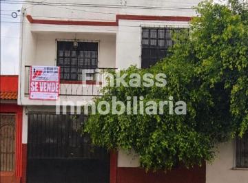 Casa de 5 habitaciones, Salamanca · Casa en Venta, Fraccionamiento Los Virreyes, Salamanca, Gto.