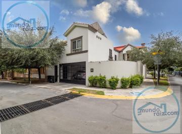 Casa · 314m² · 4 Recámaras · 2 Estacionamientos · Casa en Venta Anahuac La Pergola Gral Escobedo