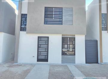 Casa · 82m² · 3 Recámaras · 2 Estacionamientos · Casa Amueblada en Renta Salina Victoria