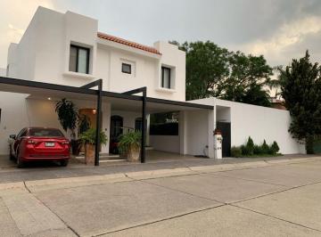 Casa de 3 habitaciones, León · Venta de Hermosa Casa en La Hacienda, Club de Golf