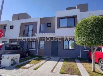 Casa en condominio de 3 habitaciones, El Marqués · Casa en Renta en Zakia
