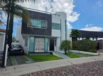 4e273c93d14a5d91fd190a0989043b9816f9ce7fb5efcf1f769d2e4f181d3a78 · Casa en Renta en Cumbres del Lago | Juriquilla | 3 Niveles