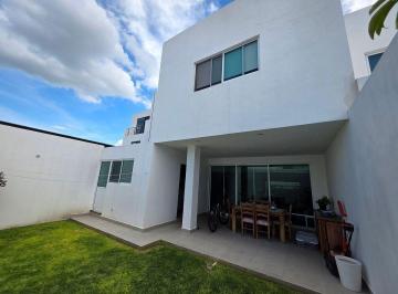 4794296d20a02e1ab5f871526826497eeac24502e8afebb3519a53613b603b1b · Casa en Venta en Juriquilla | Grand Juriquilla | Amenidades