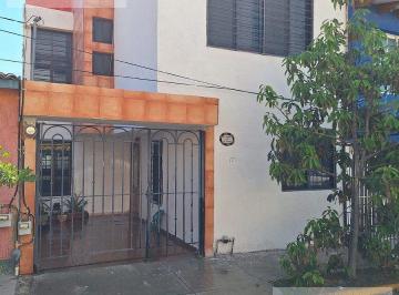 Casa en condominio · 149m² · 7 Recámaras · 1 Estacionamiento · Casa en Privada en Renta, Los Olivos, Corregidora, Querétaro