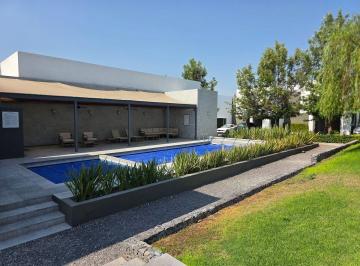 3d786918617a9c5825fbca476c9aaafd46a44d22b0777a46f5f16fe07ff594c4 · Casa en Renta en Juriquilla Santa Fe, Condominio Dos Caprichos, Amueblada