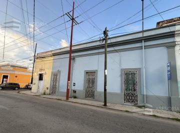 Casa uso de suelo · 526m² · 2 Estacionamientos · Casa en Venta en El Centro a Dos Calles del Parque de Mejorada en El Centro de Mérida