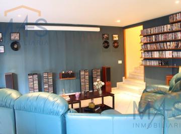 Casa · 437m² · 3 Recámaras · 3 Estacionamientos · Casa en Venta en Bosque de Las Palmas
