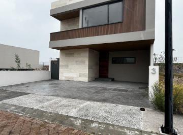 5bc4eb57e9e9f222d9acbcab86de1044f7184c3a608d9db1432e3d219f494fb1 · Casa en Venta en Fraccionamiento Valles, Cerca de Lomas del Campanario Norte